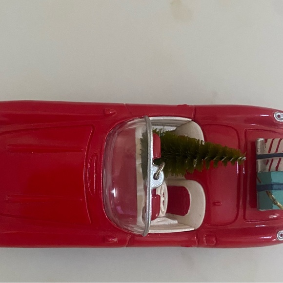 Hallmark Keepsake Ornament 1957 Corvette - Picture 3 of 5